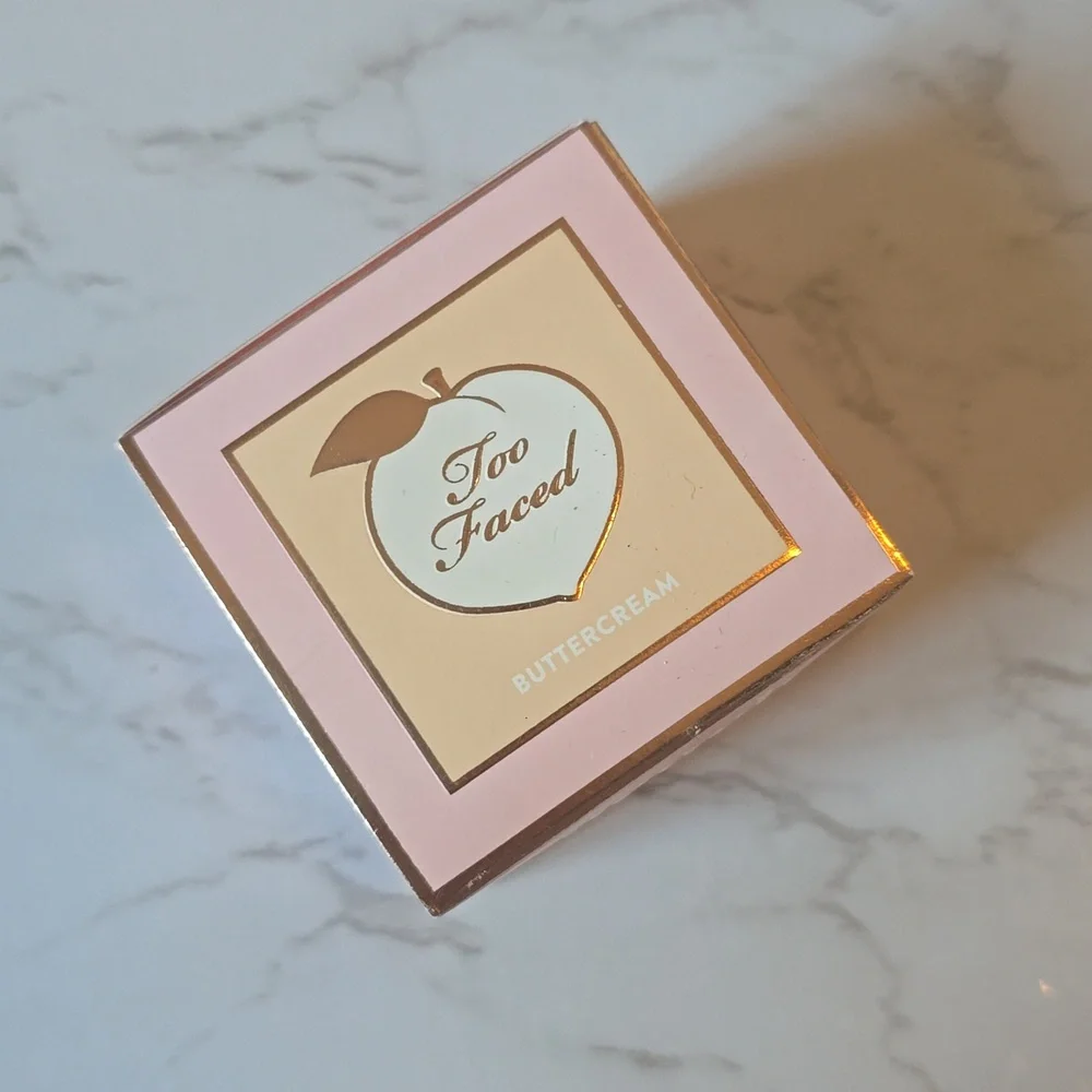 Too Faced Peach Perfect Matte Instant Coverage BUTTERCREAM BNIB - Picture 2 of 2
